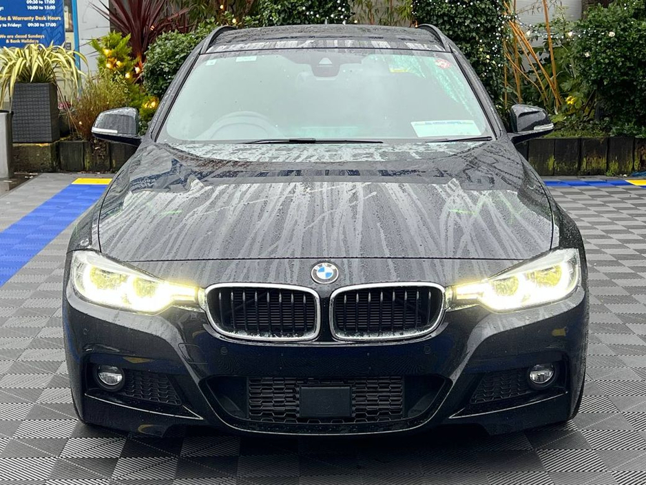 2018 BMW 3 Series 320d M-SPORT TOURING // ONLY 14, 900 KMS // 19" SHADOWLINE ALLOYS // LEATHER M-SPORT INTERIOR €26,900