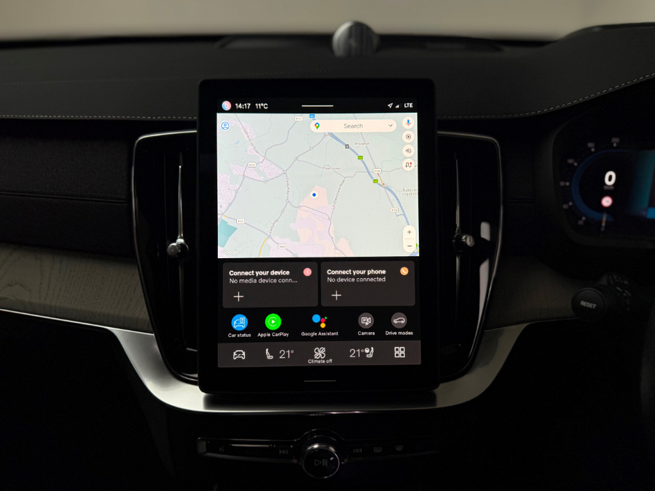 2025 Volvo XC90 - image 20