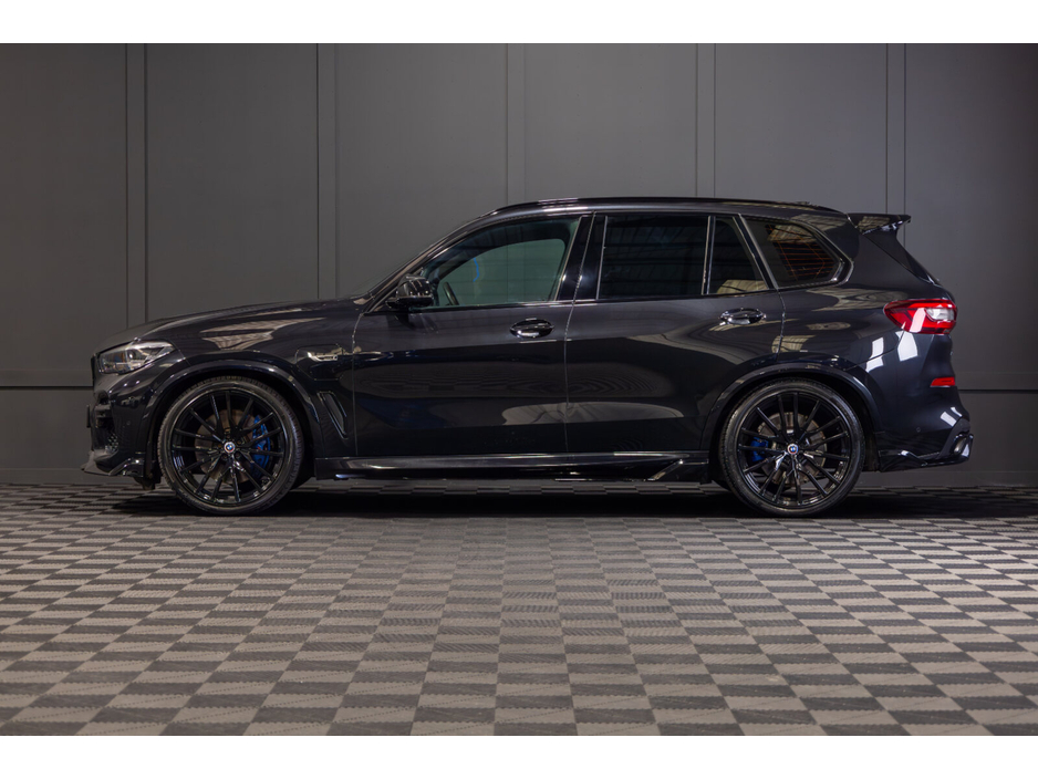2022 BMW X5 xDrive45e M Sport €62,950