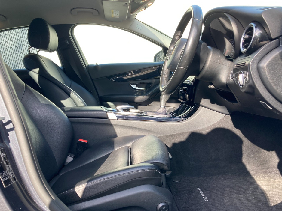 2016 Mercedes-Benz C Class - image 25