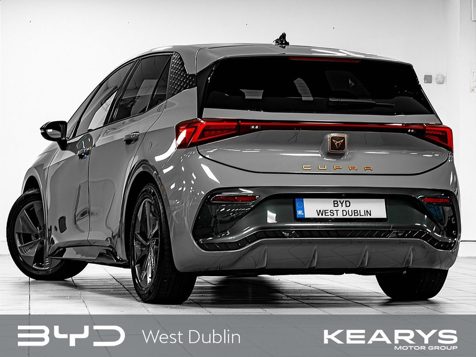 2022 Cupra Born - image 2