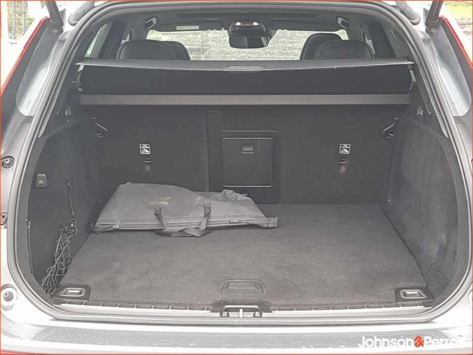 2021 Volvo XC60 - image 14