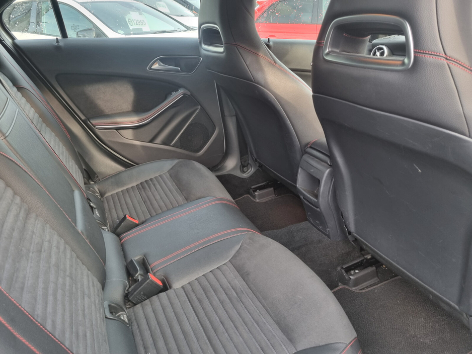 2013 Mercedes-Benz A Class - image 11