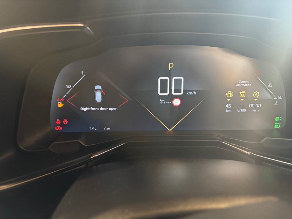 2023 DS Automobiles DS 7 Crossback - image 11