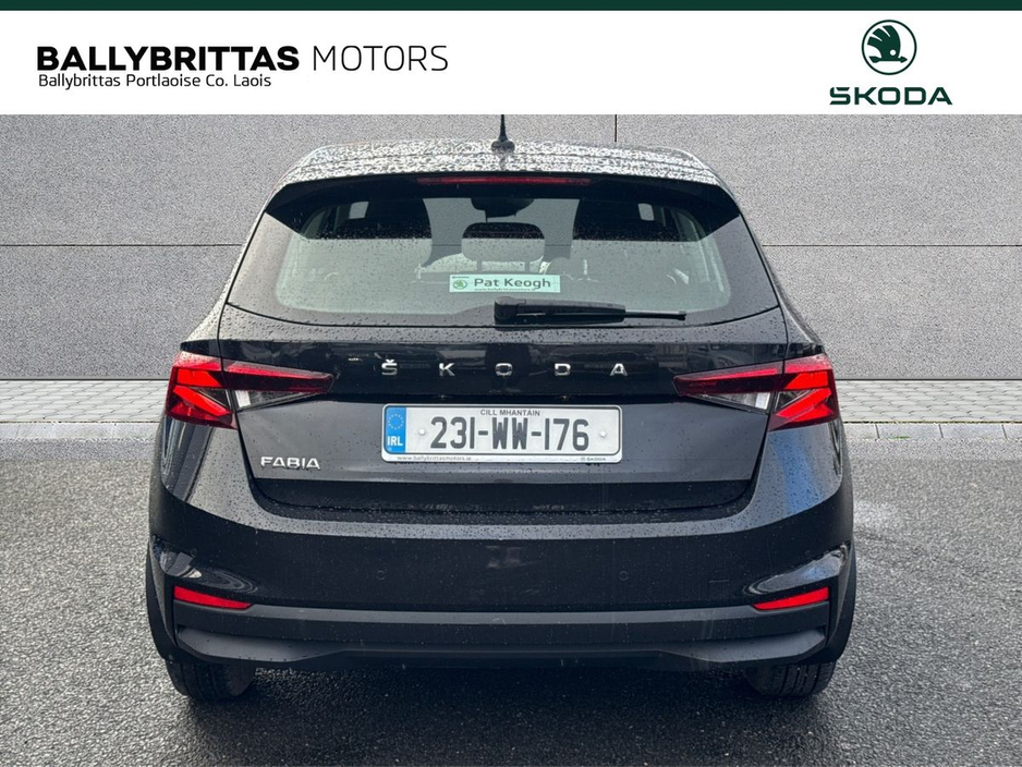 2023 Skoda Fabia - image 4