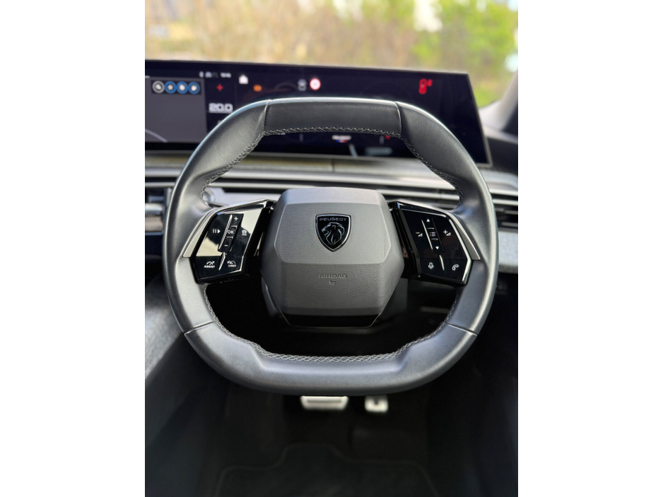 2025 Peugeot 3008 - image 30