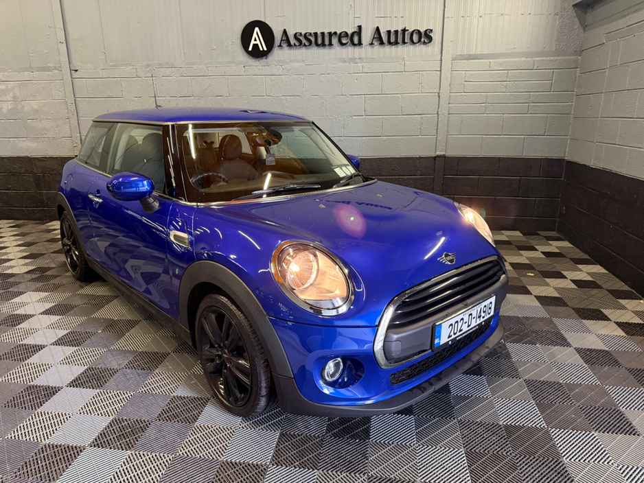 2020 MINI Hatch  €17,900