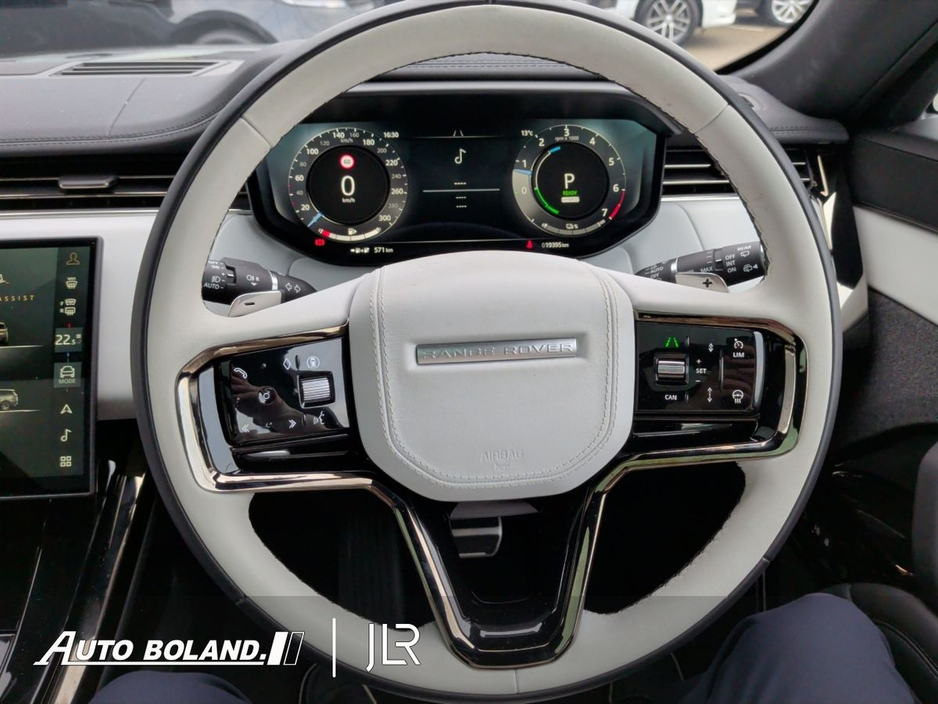 2025 Land Rover Range Rover Sport - image 12