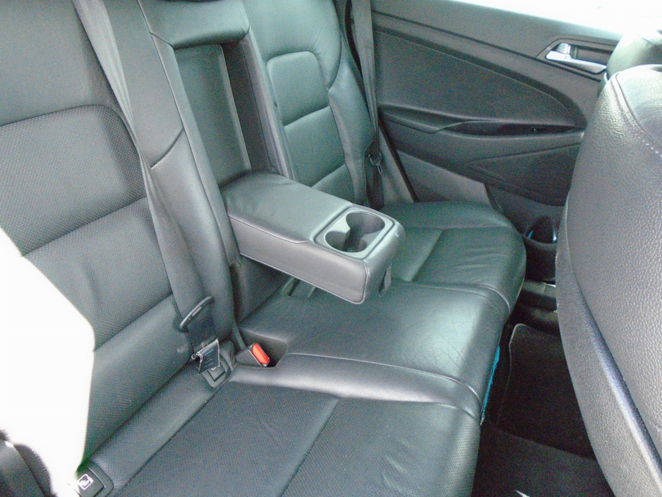 2016 Hyundai Tucson - image 17