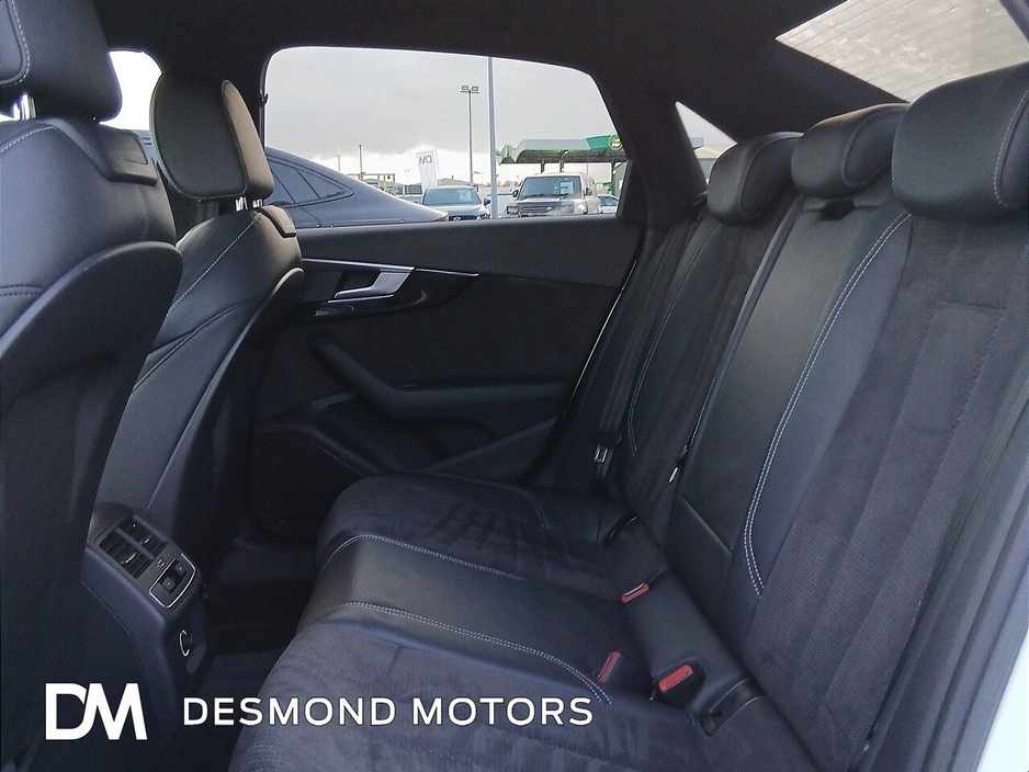 2018 Audi A4 - image 9