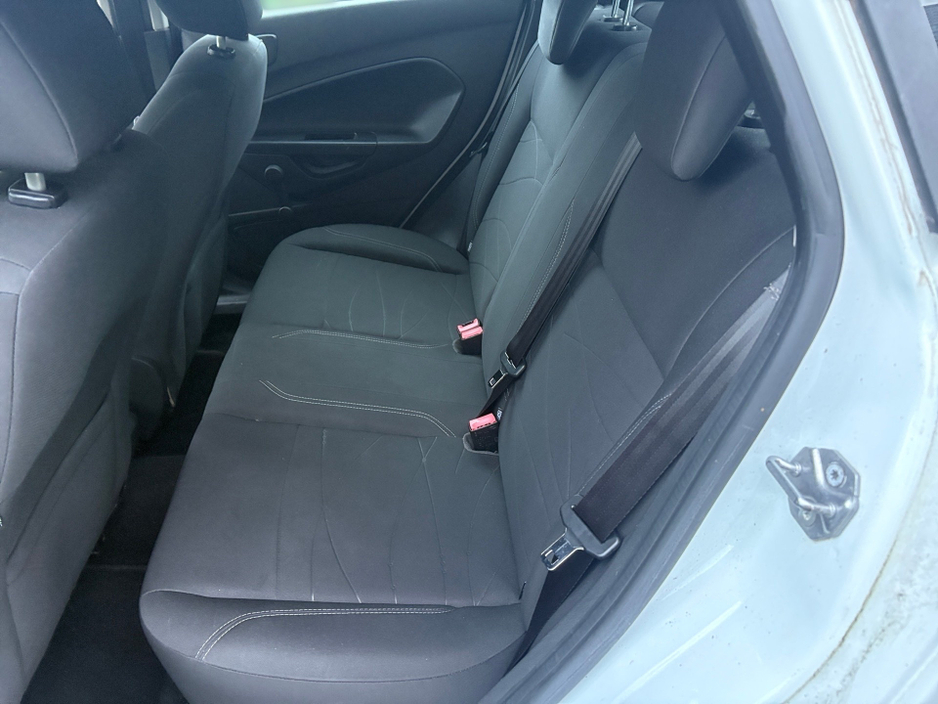 2015 Ford Fiesta MCA ZETEC 1.25 60PS M5 4DR €8,500