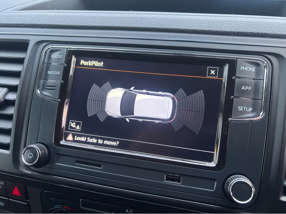 2017 Volkswagen Transporter T6 3000KG TDI 150HP //€16950 INC VAT//AIR CON//PARKING SENSORS// €13,780