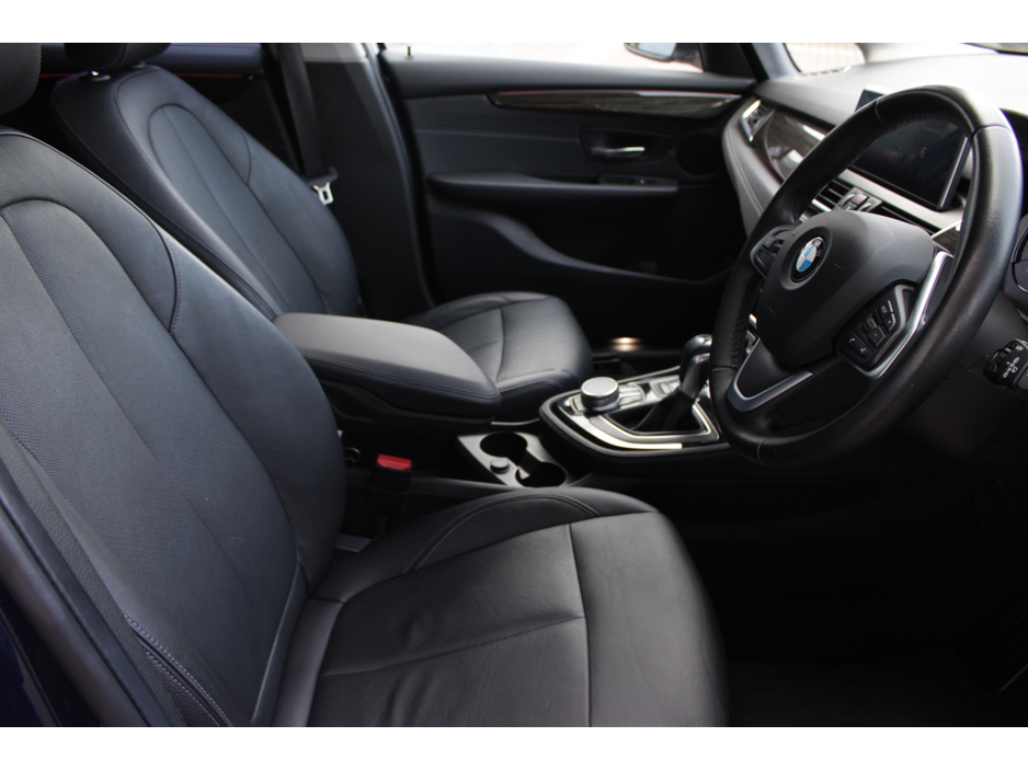 2018 BMW 2 Series - image 11