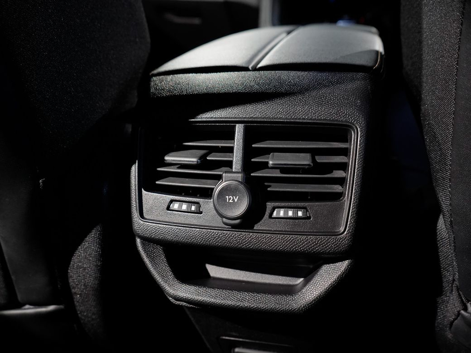 2024 Peugeot 3008 - image 12