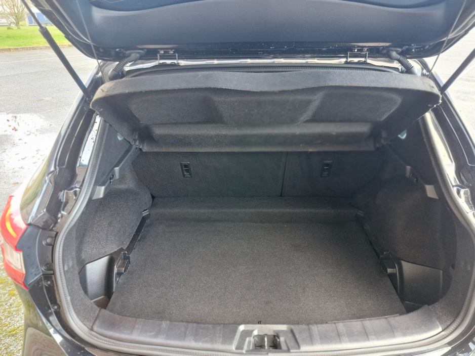 2018 Nissan Qashqai - image 28