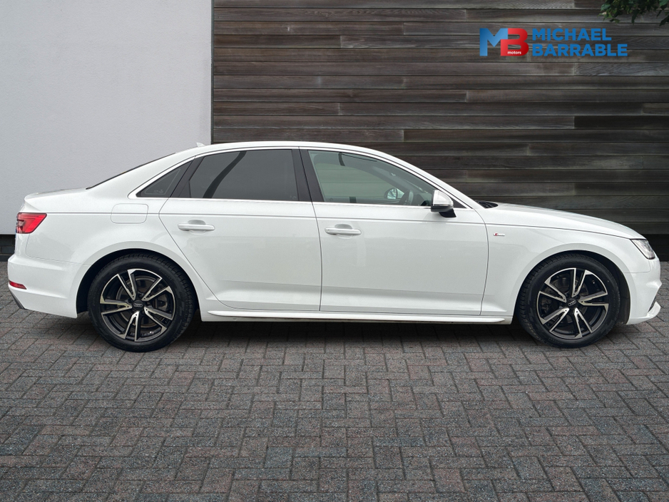 2017 Audi A4 - image 4