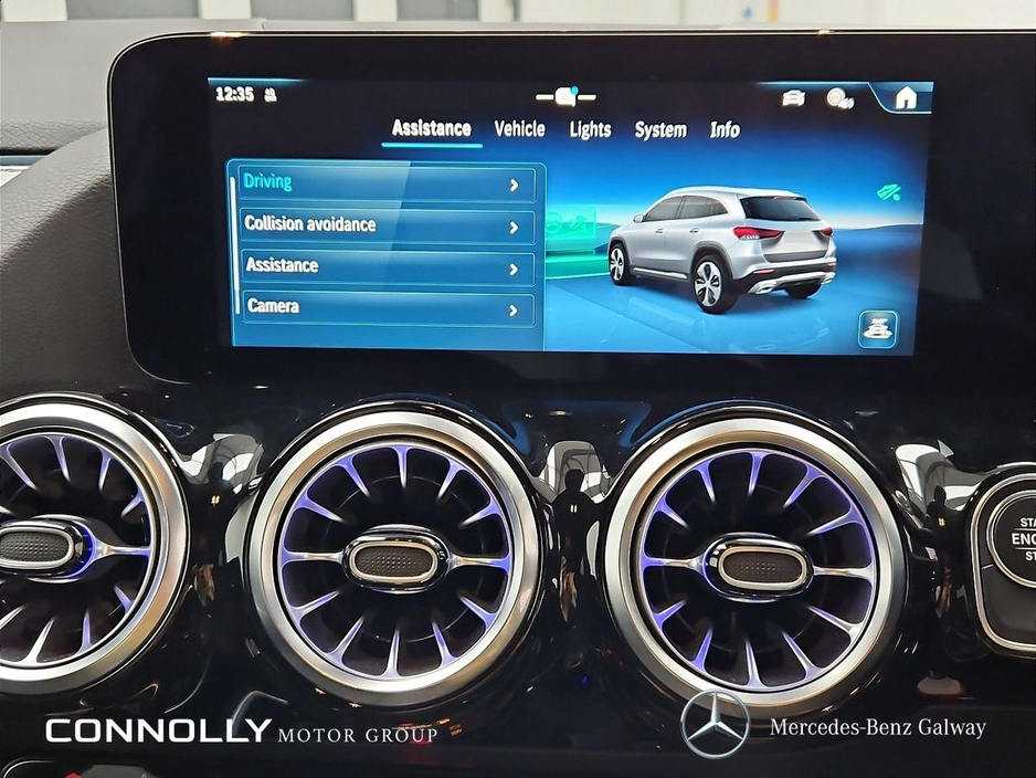 2025 Mercedes-Benz GLA Class - image 20