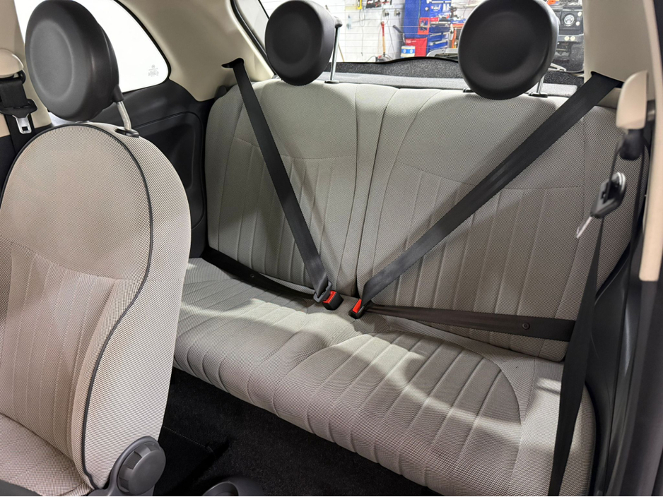 2013 Fiat 500 - image 9