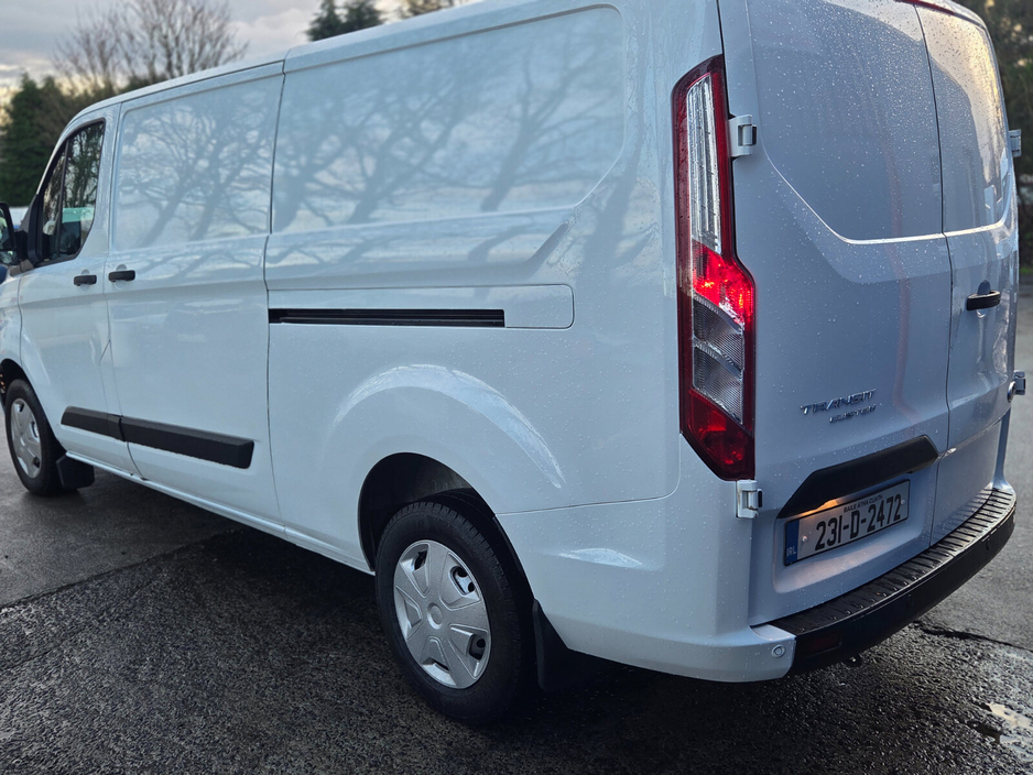 2023 Ford Transit Custom  €21,995