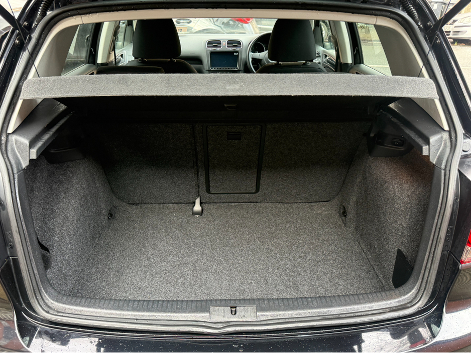 2012 Volkswagen Golf 1.2tsi Automatic, Only 66kms! New Nct 02/2026, Bluetooth, Apple Car Play, Android Auto, Reversing Camera 5 Door, Immaculate Condition, A/C, Alloys, Service & Warranty Included, SIMI Dealer, €9,950