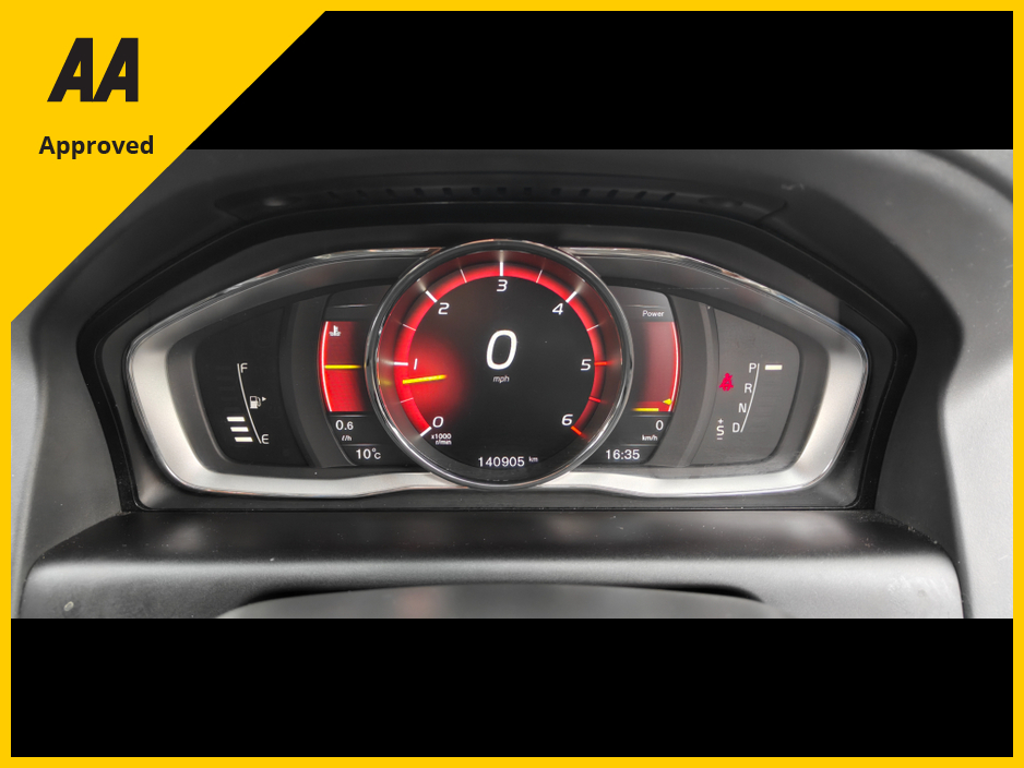 2017 Volvo XC60 - image 29