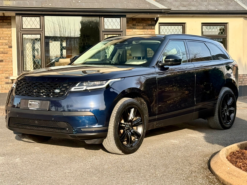 2023 Land Rover Range Rover Velar - image 3