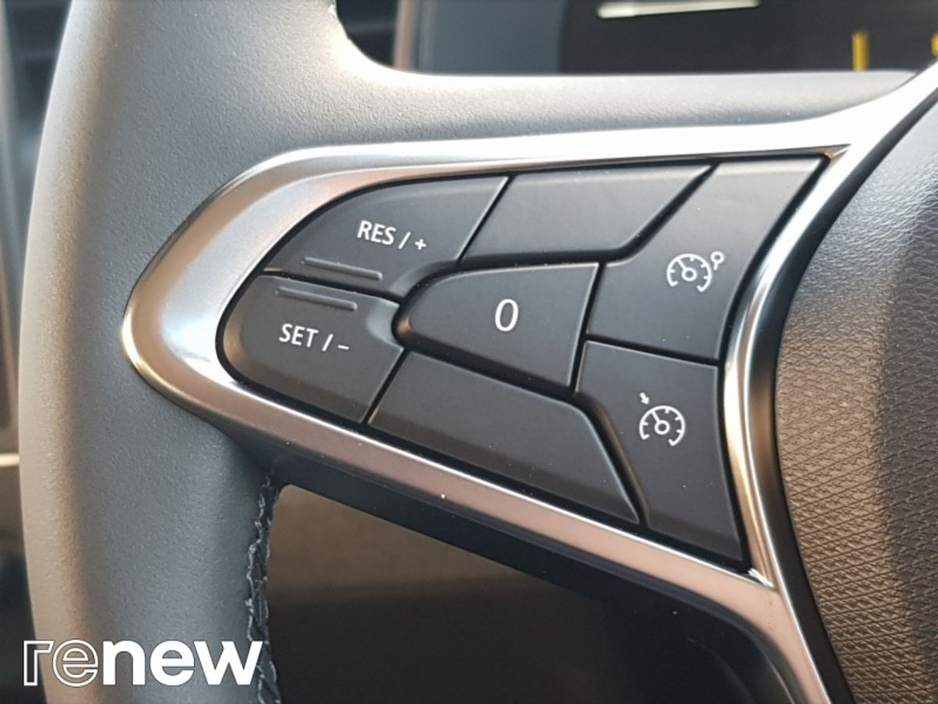 2026 Renault Clio - image 15