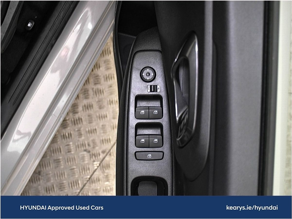 2024 Hyundai i10 Deluxe Plus