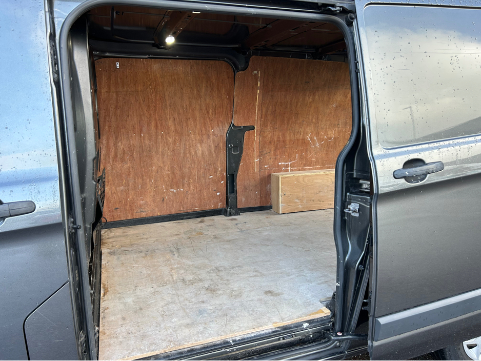 2018 Ford Transit Custom 290 LWB TRND 2.0 2.0M6 130 3 €14,950