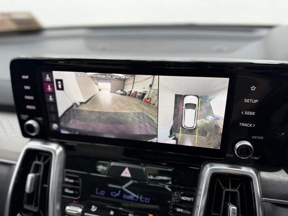 2021 Kia Sorento - image 13