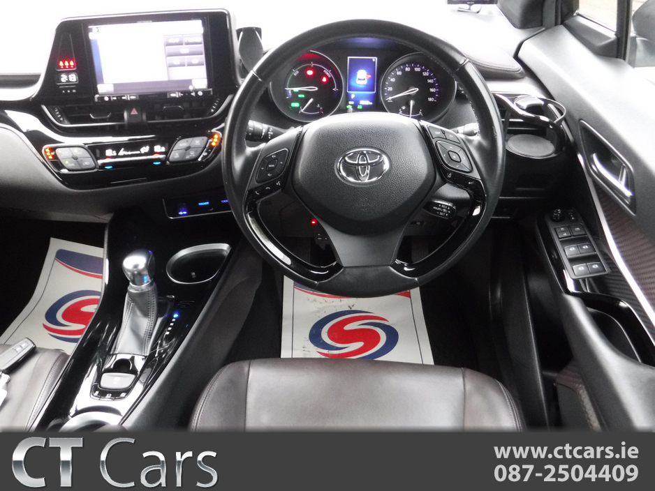 2018 Toyota C-HR - image 8