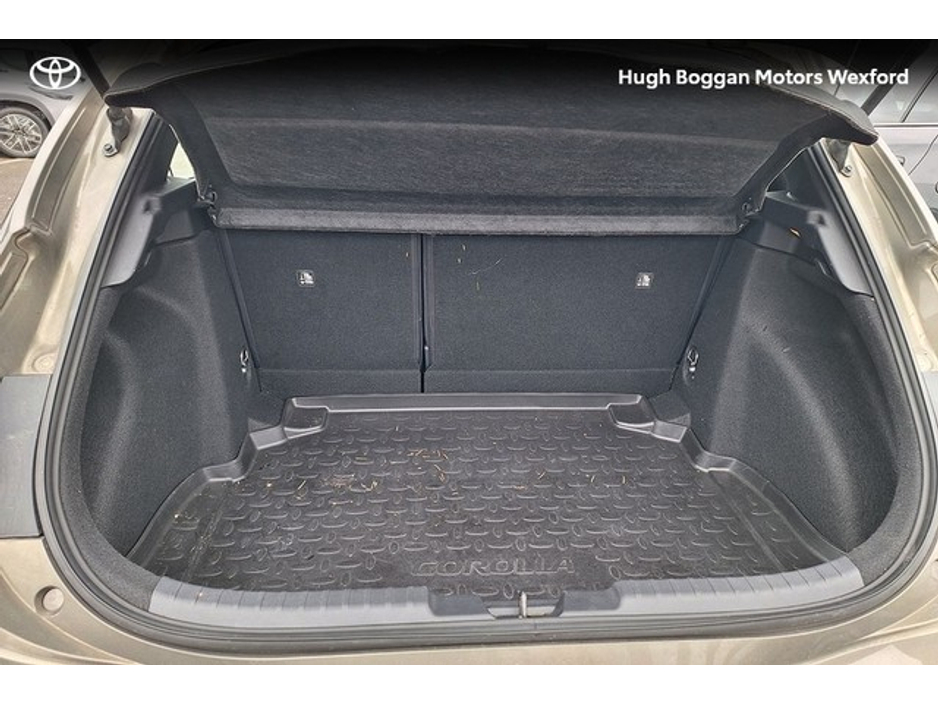 2021 Toyota Corolla - image 10