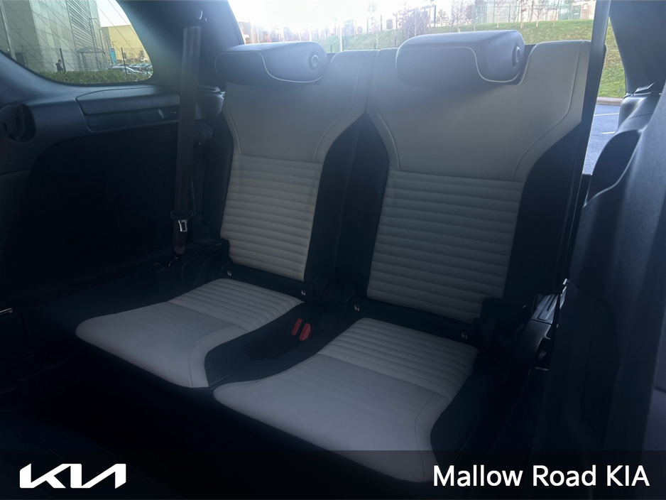 2021 Land Rover Discovery 3.0 SD6 R- R-DYNAMIC H 7 SEATER €74,950