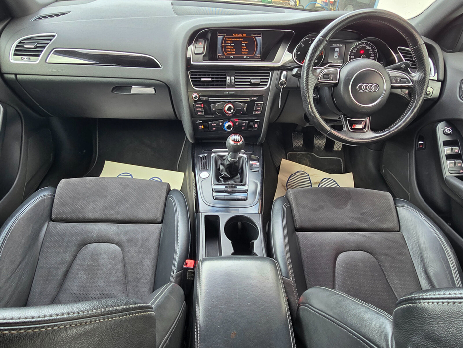 2015 Audi A4 - image 23