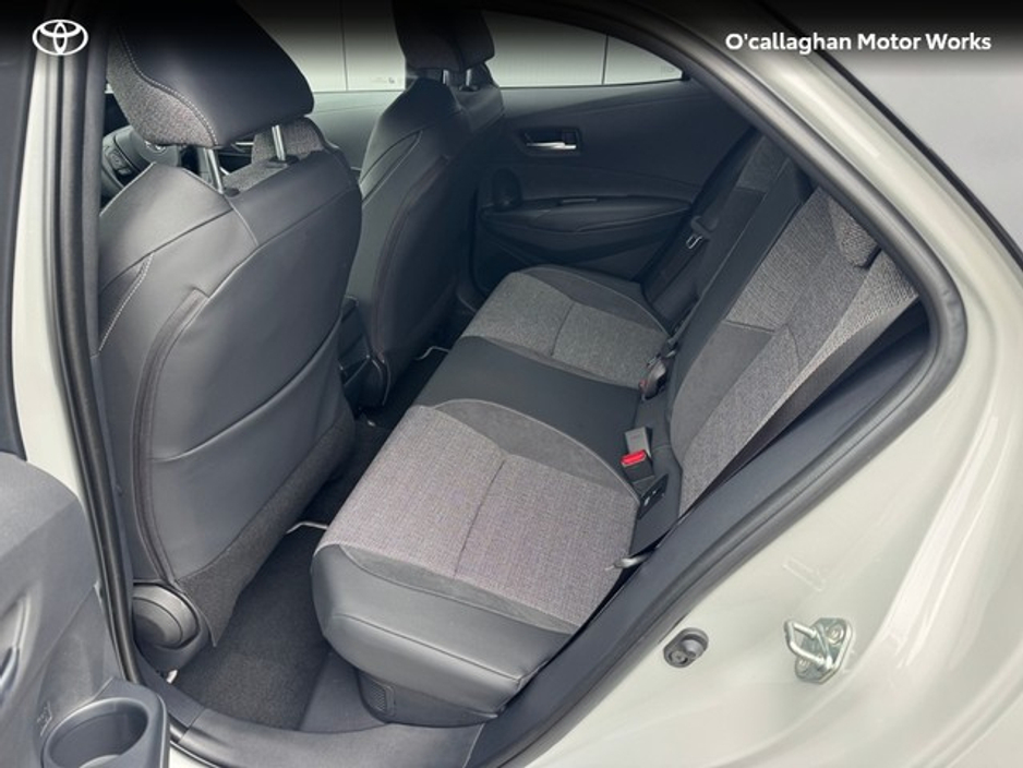 2026 Toyota Corolla - image 9