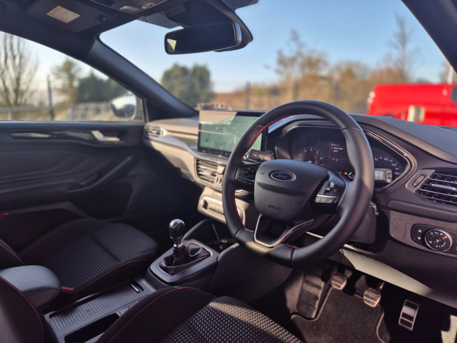 2025 Ford Focus - image 10