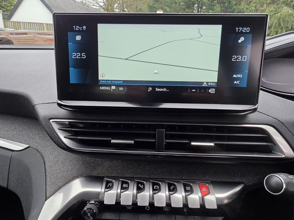 2022 Peugeot 3008 - image 17