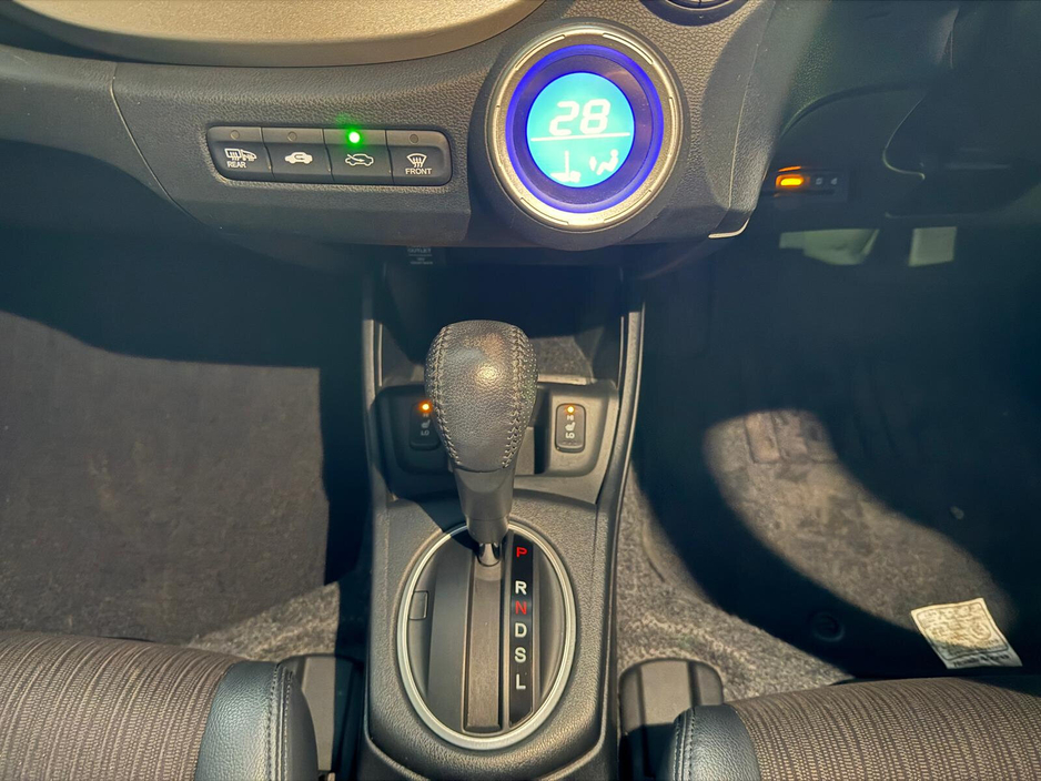 2012 Honda Fit - image 14