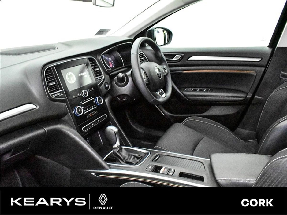2020 Renault Megane - image 5