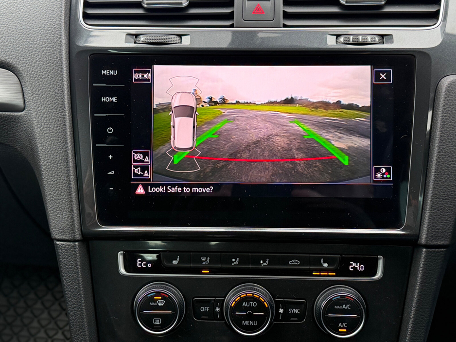 2019 Volkswagen Golf - image 19