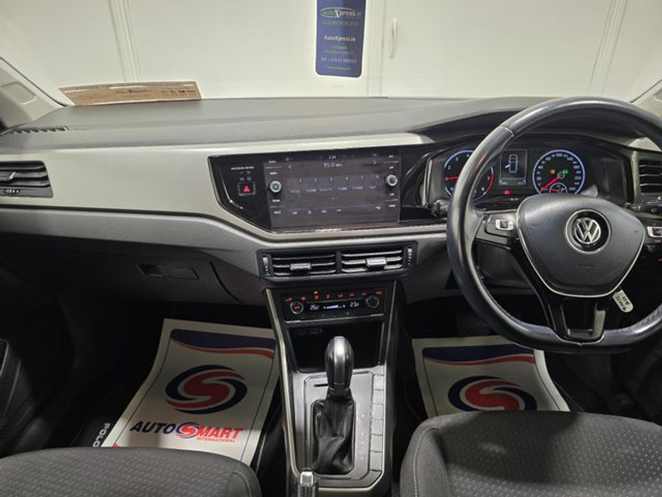 2019 Volkswagen Polo - image 9