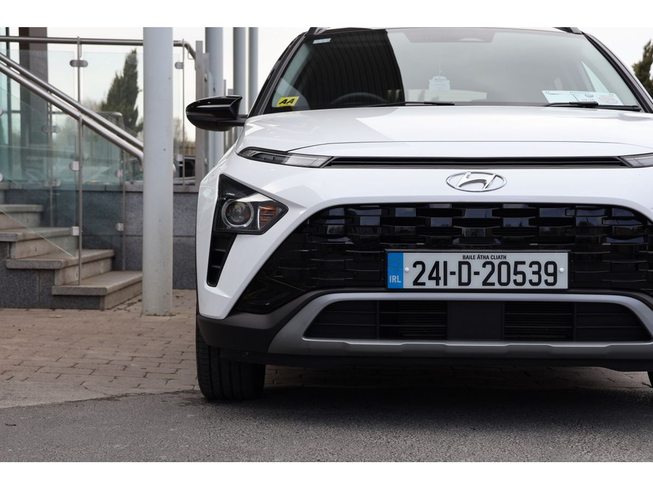 2024 Hyundai Bayon - image 3
