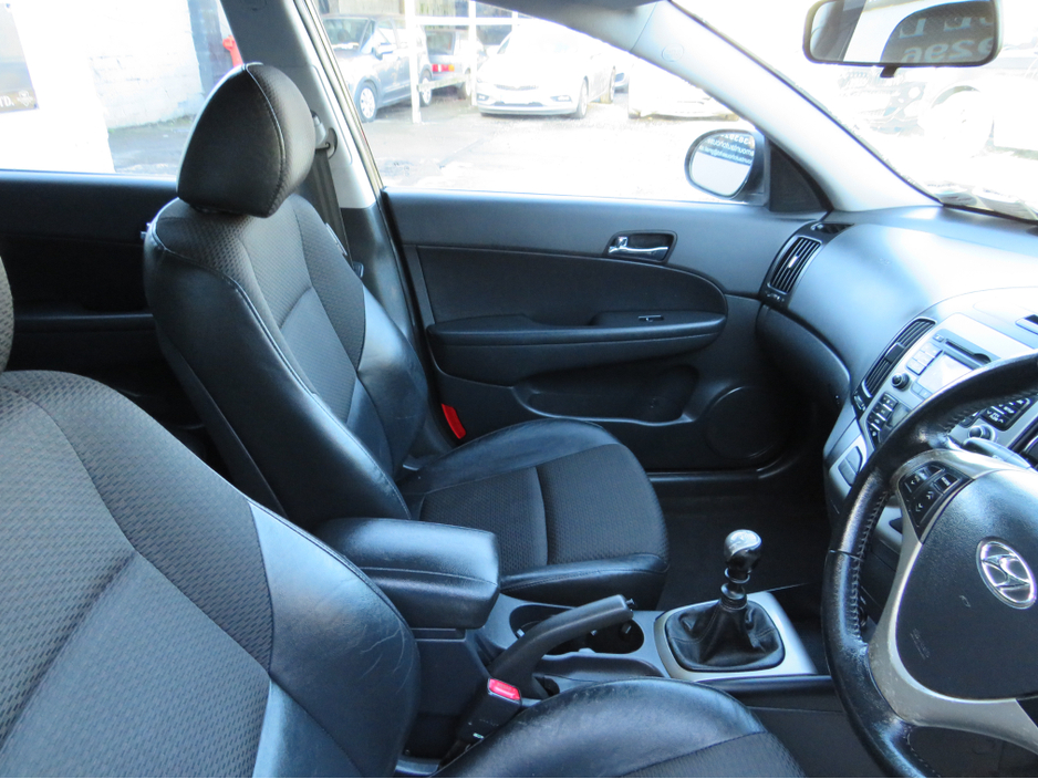 2010 Hyundai i30 130 ESTATE 1.6  CROSSWAGON FRESH NCT DONE €1,999