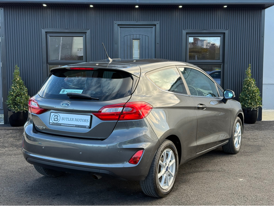2018 Ford Fiesta - image 18