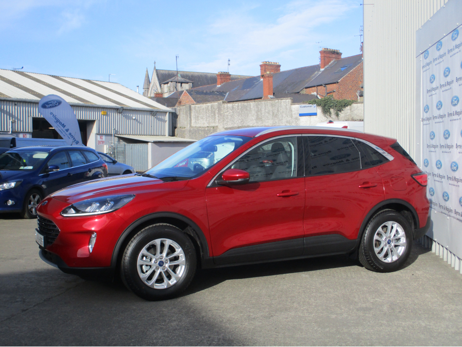 2021 Ford Kuga - image 7