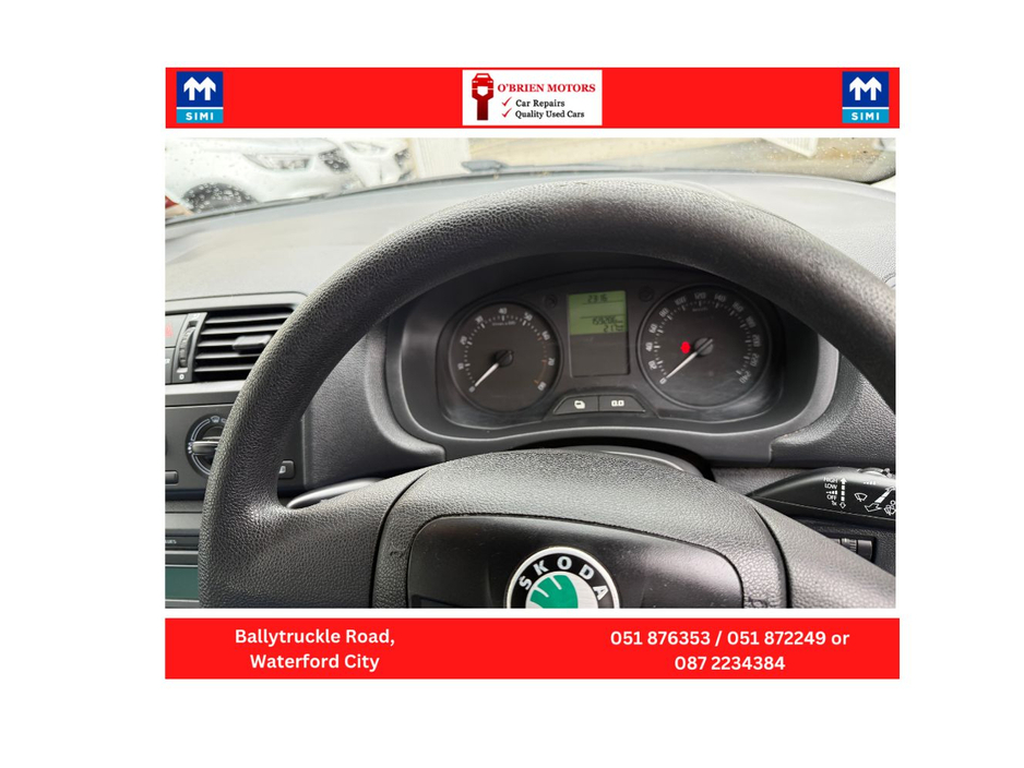 2012 Skoda Fabia - image 10