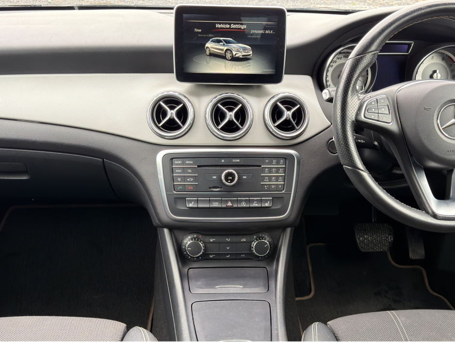 2016 Mercedes-Benz GLA Class - image 11