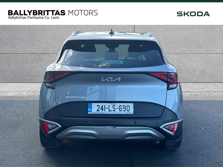 2024 Kia Sportage - image 4