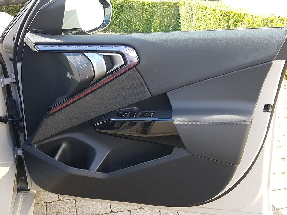 2026 BMW X3 - image 21