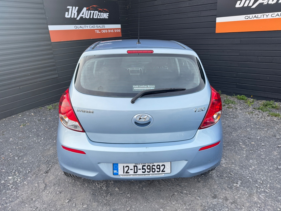 2012 Hyundai i20 - image 5